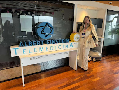 Dra. Gabriela Leite de Camargo - Clínica Geral e Infectologista