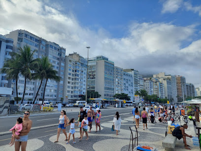 Copacabana Caiaques Posto 6